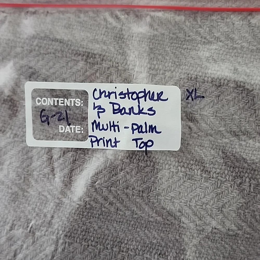 NWT. Christopher & Banks. Short sleeve print top. XL - Picture 7 of 7